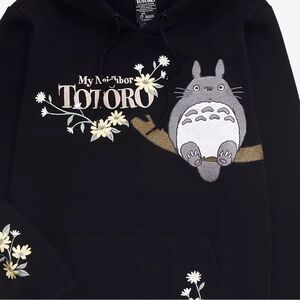 Studio Ghibli My Neighbor Totoro Embroidered Floral Hoodie Sweater Size LARGE